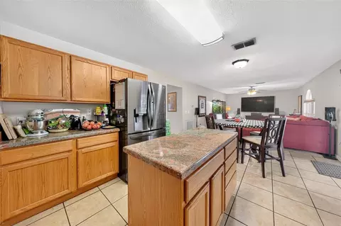 Kitchen - 600 Briarcliff Rd, Eustis, FL 32726 photo 4 of 4