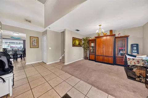 Entry Way - 600 Briarcliff Rd, Eustis, FL 32726 photo 3 of 8