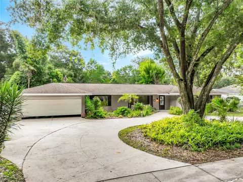 Exterior - 300 Pinecrest Rd, Mount Dora, FL 32757 photo 22 of 24