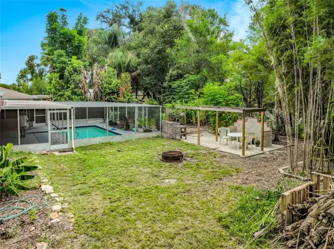 Exterior - 300 Pinecrest Rd, Mount Dora, FL 32757 photo 5 of 24