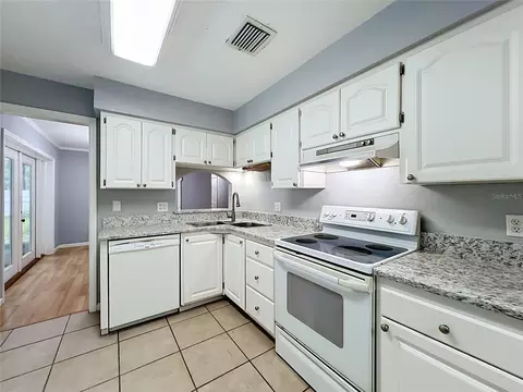Kitchen - 300 Pinecrest Rd, Mount Dora, FL 32757 photo 3 of 6
