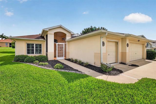 5809 Bounty Cir, Tavares, FL 32778