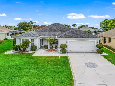 823 San Salvador Dr, The Villages, FL 32159