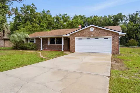 5118 Magnolia Ter, Fruitland Park, FL 34731