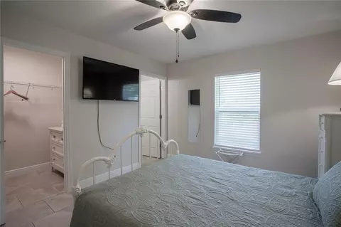 Bedroom - 1202 S Dewey St, Eustis, FL 32726 photo 6 of 8