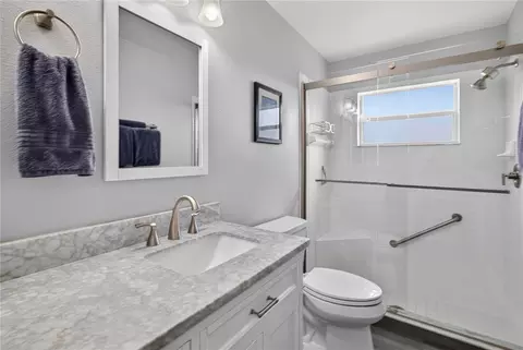 Bath - 4059 Capland Ave, Clermont, FL 34711 photo 2 of 3