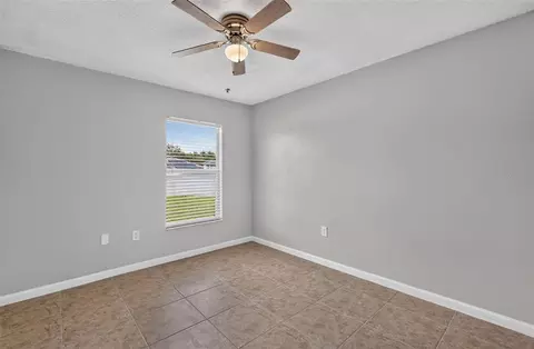 Bedroom - 2225 Sandridge Cir, Eustis, FL 32726 photo 3 of 4