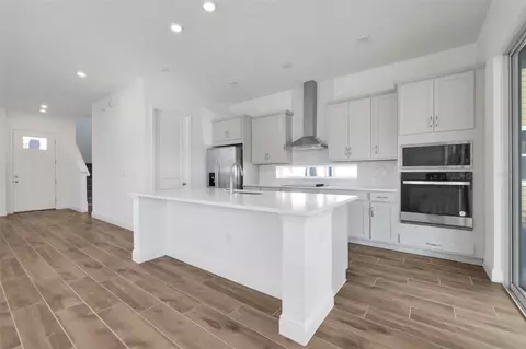 Kitchen - 2954 Sailboat Dr, Saint Cloud, FL 34771 photo 1 of 4