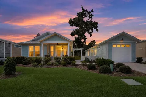 12039 Lakeshore Way, Oxford, FL 34484
