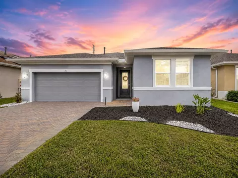 174 Silver Maple Rd, Groveland, FL 34736