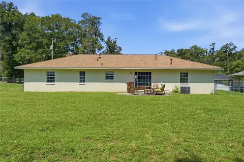 Exterior - 3835 NE 13th Ave, Ocala, FL 34479 photo 8 of 10