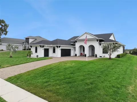 5141 Greens Dr, Lady Lake, FL 32159