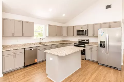 Kitchen - 4839 Cr 686, Webster, FL 33597 photo 1 of 2
