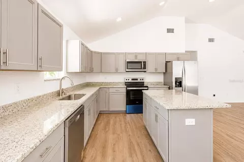 Kitchen - 4839 Cr 686, Webster, FL 33597 photo 2 of 2