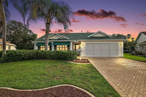 1557 Oak Forest Dr, The Villages, FL 32162