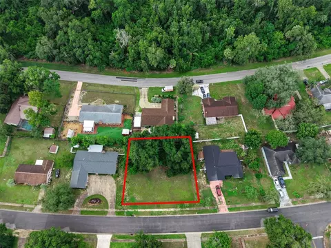 Sail Fish Avenue, Fruitland Park, FL 34731
