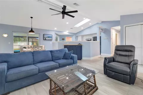 Living - 5325 Abagail Dr, Spring Hill, FL 34608 photo 2 of 3