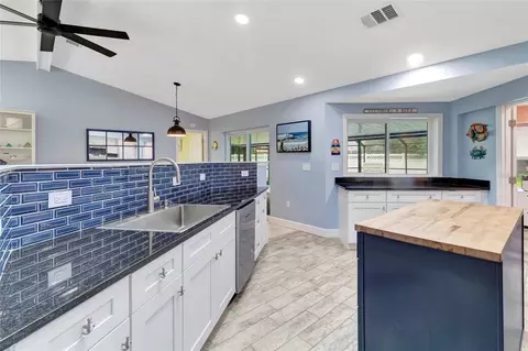 Kitchen - 5325 Abagail Dr, Spring Hill, FL 34608 photo 2 of 4