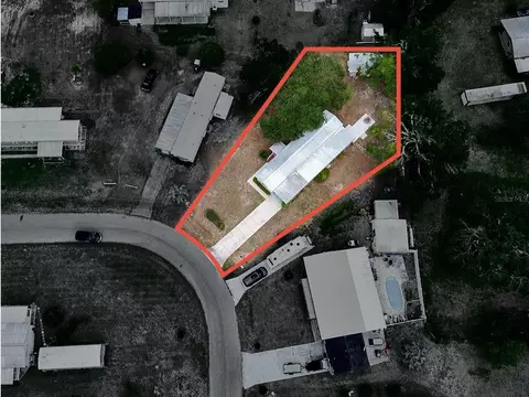 View/Area - 10113 SE 24th Dr, Webster, FL 33597 photo 2 of 3