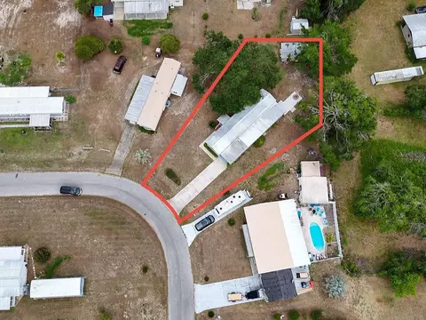 View/Area - 10113 SE 24th Dr, Webster, FL 33597 photo 1 of 3