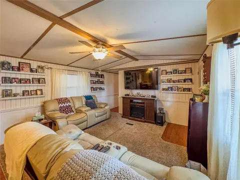 Living - 10113 SE 24th Dr, Webster, FL 33597 photo 3 of 3