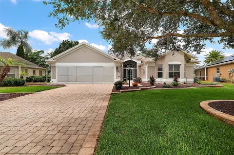 1218 Camero Dr, Lady Lake, FL 32159