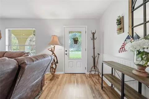 Entry Way - 41300 Dixie Ave, Umatilla, FL 32784 photo 1 of 2