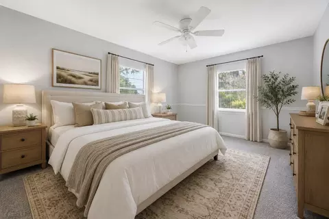 Bedroom - 41300 Dixie Ave, Umatilla, FL 32784 photo 4 of 5