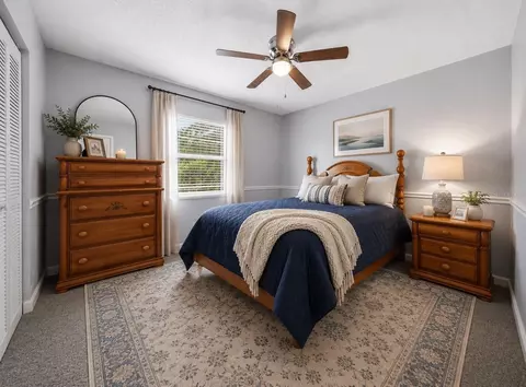 Bedroom - 41300 Dixie Ave, Umatilla, FL 32784 photo 5 of 5