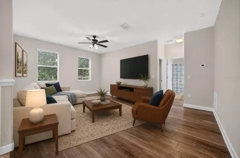Living - 5202 Royce Dr, Mount Dora, FL 32757 photo 5 of 8