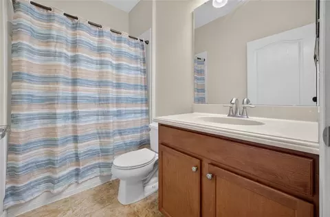 Bath - 5202 Royce Dr, Mount Dora, FL 32757 photo 1 of 7