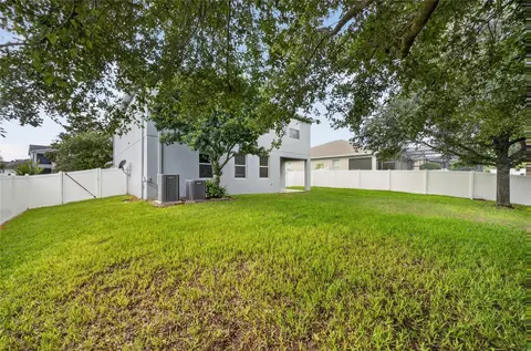Exterior - 5202 Royce Dr, Mount Dora, FL 32757 photo 4 of 7