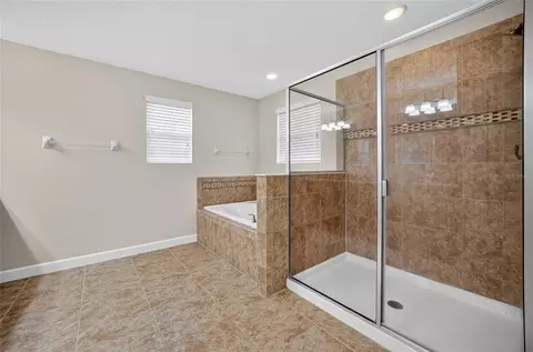 Bath - 5202 Royce Dr, Mount Dora, FL 32757 photo 2 of 7