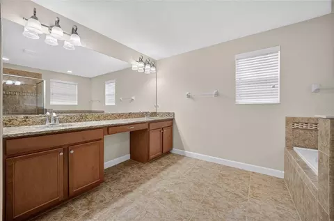 Bath - 5202 Royce Dr, Mount Dora, FL 32757 photo 3 of 7