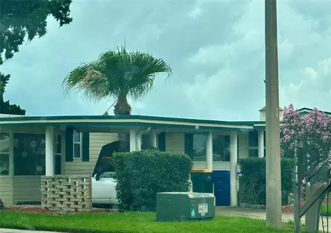 928 Morningview Dr, Tavares, FL 32778