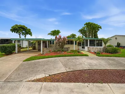 928 Morningview Dr, Tavares, FL 32778