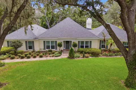 33746 Spring Dr, Leesburg, FL 34788