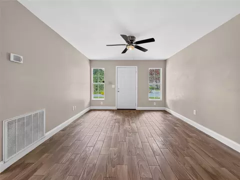 Living - 19 Juniper Pass Trak, Ocala, FL 34480 photo 2 of 3