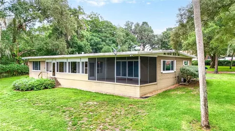 Exterior - 2435 Broadvue Ave, Eustis, FL 32726 photo 8 of 10