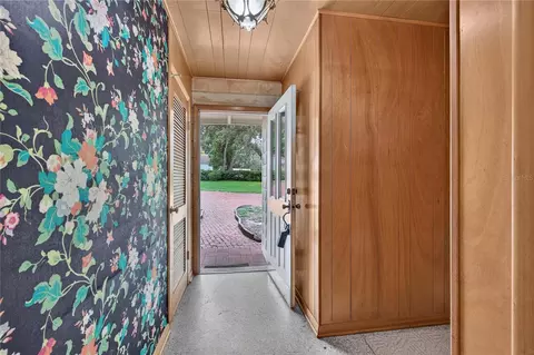 Entry Way - 2435 Broadvue Ave, Eustis, FL 32726 photo 1 of 1