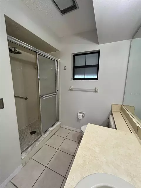 Bath - 1605 Blackberry Ct, Eustis, FL 32726 photo 2 of 4