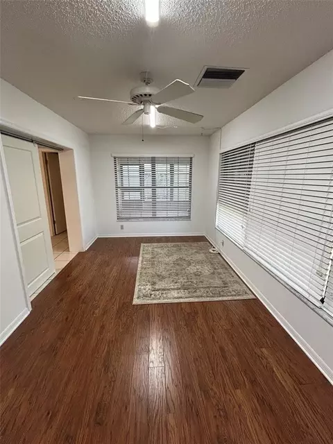 Living - 1605 Blackberry Ct, Eustis, FL 32726 photo 2 of 2