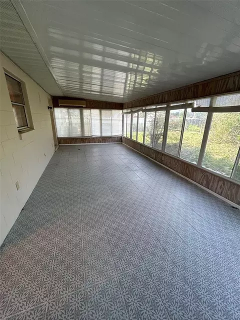 Exterior - Undisclosed, Mount Dora, FL 32757 photo 2 of 4