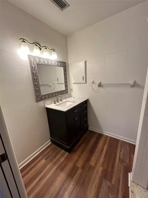 Bath - Undisclosed, Mount Dora, FL 32757 photo 1 of 4