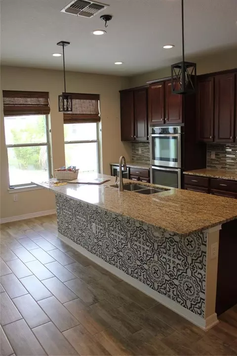 Kitchen - 4203 Caplock St, Clermont, FL 34711 photo 4 of 7