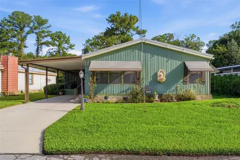 Exterior - 1875 Stacey Dr, Mount Dora, FL 32757 photo 6 of 11