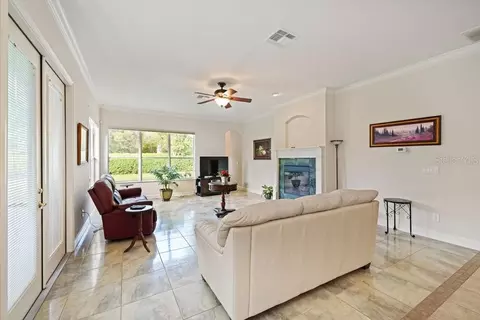 Living - 2019 Capri Ln, Mount Dora, FL 32757 photo 2 of 4