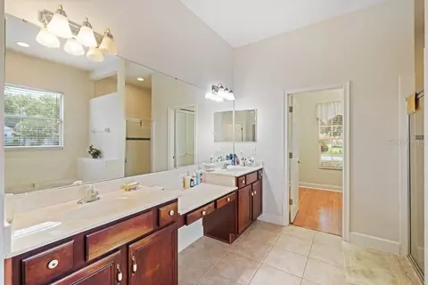 Bath - 2019 Capri Ln, Mount Dora, FL 32757 photo 4 of 9