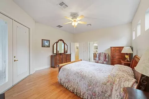 Bedroom - 2019 Capri Ln, Mount Dora, FL 32757 photo 4 of 5