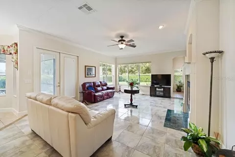 Living - 2019 Capri Ln, Mount Dora, FL 32757 photo 3 of 4